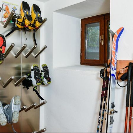 Ciasa Lino Aloch Apartment Pozza di Fassa Ngoại thất bức ảnh